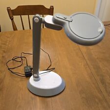 OttLite LED Desk Lamp and Magnifier, usado segunda mano  Embacar hacia Argentina