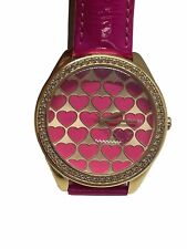Relógio feminino Guess coração rosa tom ouro rosa estojo e couro envernizado tamanho grande comprar usado  Enviando para Brazil