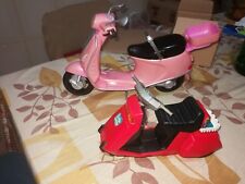 Lotto vespa scooter giocattolo barbie tania con bambola usato  Catania
