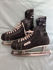 Patins vintage Bauer Black Panther, tamanho 11 feitos no Canadá lâmina principal comprar usado  Enviando para Brazil