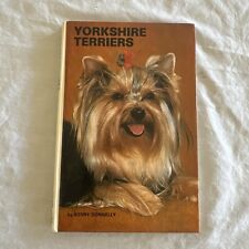 Vintage 1983 Yorkshire Terriers Livro Yorkies Fotos Coloridas Kerry Donnelly comprar usado  Enviando para Brazil