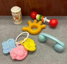 Lote de brinquedos vintage para bebês chaves Playskool telefone borracha mão chocalho Johnson comprar usado  Enviando para Brazil