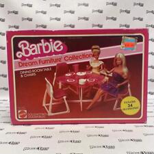Mesa y sillas de comedor Barbie Dream Furniture Collection Mattel 1982 segunda mano  Embacar hacia Mexico