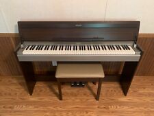 Consola Yamaha YDP-144B Arius tradicional Digital Nogal Negro Piano segunda mano  Embacar hacia Argentina