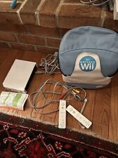 Pacote de console Nintendo Wii - Bolsa de viagem, 2 controles remotos, cabo CA comprar usado  Enviando para Brazil