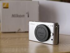 Nikon 1 J1  10.1Mp Mirrorless digital Camera body Silver 1080p (Inc. 24% VAT) segunda mano  Embacar hacia Argentina