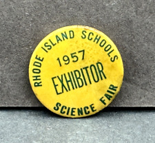 Vintage 1957 Rhode Island Schools Feira de Ciências Expositor Botão Pinback 1 1/4" comprar usado  Enviando para Brazil