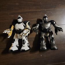 (2) RAROS Robosapien V2 Mini Robots Electrónicos de 9" 2005 WowWee Mark Tilden Edition, usado segunda mano  Embacar hacia Argentina