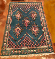 Magnifique tapis marocain d'occasion  Aulnay-sous-Bois