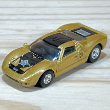 Ford GT-40 2000 Hot Wheels Treasure Hunt dorado con conductores reales - coche diecast 1:64 segunda mano  Embacar hacia Mexico