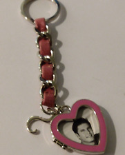 Chaveiro pingente medalhão foto coração rosa "S" comprar usado  Enviando para Brazil