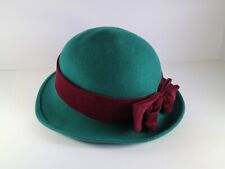 Sombrero de lana vintage Laura Ashley verde azulado estilo aleta con cinta granate segunda mano  Embacar hacia Argentina