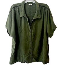 Camisa Terra & Sky Lyocell botão frontal verde oliva manga curta caimento solto 2X comprar usado  Enviando para Brazil