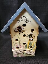 Usado, Casa decorativa de madera para abejas cabaña gran adición a cualquier jardín segunda mano  Embacar hacia Argentina