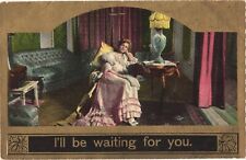 Cartão postal de mulher sentada em uma cadeira, esperando, estarei esperando por você comprar usado  Enviando para Brazil