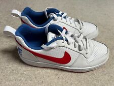 Chłopięce trampki Nike Court Borough Low w kolorze białym/czerwonym/niebieskim - rozmiar 5.5 - w pudełku na sprzedaż  Wysyłka do Poland