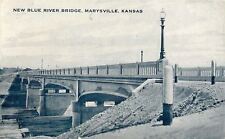 Marysville KS Dirt Embankment @ New Blue River Bridge~Poste de concreto~1940 PC segunda mano  Embacar hacia Argentina