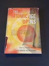 Forum Books The Atomic Age Opens livro de capa dura, 1945 comprar usado  Enviando para Brazil