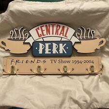 Friends Memorabilia - Central Perk caneca suspensa rack/teclado com ganchos comprar usado  Enviando para Brazil