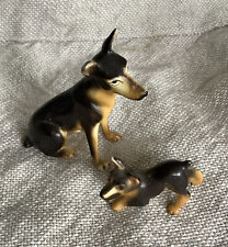 Estatuetas vintage DOBERMAN PINSCHER miniatura de cachorro pintadas à mão comprar usado  Enviando para Brazil