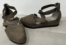 Sandalias para mujer Eileen Fisher con correa de gamuza talla 6,5 punta cerrada marrón cremallera trasera, usado segunda mano  Embacar hacia Argentina