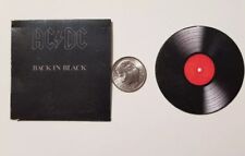 Álbum en miniatura Barbie 1/6 a escala de reproducción banda AC/DC en negro figura de acción rock segunda mano  Embacar hacia Argentina