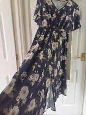 Pretty navy floral for sale  LINCOLN