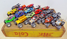 Hot Wheels Monster Jam Trucks Lote de 18 Grave Digger Max D El Toro Loco Bus Etc comprar usado  Enviando para Brazil