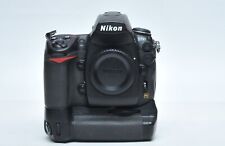 Cámara réflex digital Nikon D700 FX (solo cuerpo) con agarre Nikon OEM MB-D10 segunda mano  Embacar hacia Argentina