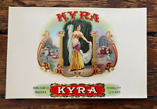 Etiqueta de caja de cigarros KYRA, interior. Bailarina del vientre en relieve. Antiguo siglo 1900. segunda mano  Embacar hacia Mexico