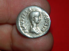 Plautilla denarius moneta usato  Italia