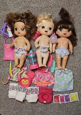 Lote de bonecas, roupas, mamadeiras e acessórios Baby Alive, usado comprar usado  Enviando para Brazil