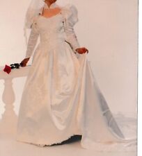 kind wedding dress for sale  Mount Eaton