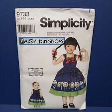 Simplicity 9733 Daisy Kingdom Criança Vestido Boneca + Vestido tamanho Hh 3,4,5,6 Sem Cortes comprar usado  Enviando para Brazil