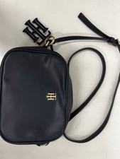 tommi hilfiger pouch til salgs tommi hilfiger pouch til salgs Frakt til Norway