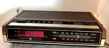 Usado, GE General Electric Reloj Radio Alarma AM FM Modelo No. 7-4630B funcional/probado segunda mano  Embacar hacia Argentina