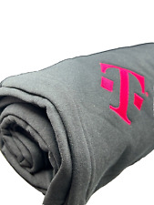 Cobertor T Mobile Tuesdays preto sólido rosa T - 57"X48" - NOVO, usado comprar usado  Enviando para Brazil