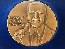 Medalha Francis Albert Sinatra bronze maciço, César Rufo comprar usado  Enviando para Brazil