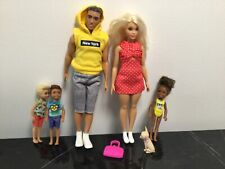 Bambole barbie ken usato  Spedire a Italy