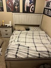 Queen size bed for sale  Richmond