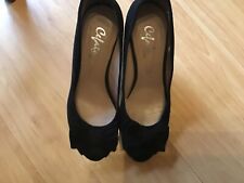 Immaculate pair ladies for sale  LONDON