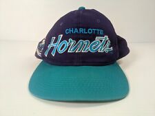 Boné vintage Sports Specialties sarja dois tons Charlotte Hornets NBA 1990’s comprar usado  Enviando para Brazil