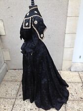 Robe ancienne d'occasion  Montlouis-sur-Loire