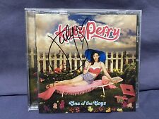 CD álbum autografado assinado por Katy Perry One Of The Boys comprar usado  Enviando para Brazil