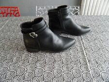 Superbes boots noires d'occasion  Tinqueux