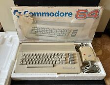 Commodore computer vintage usato  Torino