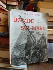 Uomini sul mare usato  Italia