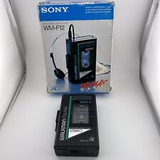 Reproductor de casete Sony Walkman WM-F12 AM/FM con auriculares Sony completos en caja segunda mano  Embacar hacia Mexico