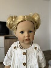 Collectible vinyl doll d'occasion  Expédié en Belgium