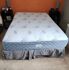 Queen size serta for sale  Butler